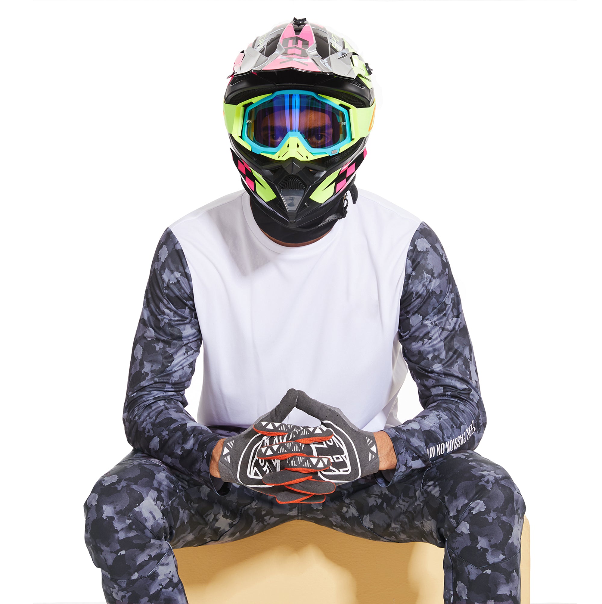 MTB-Downhill-Hose Camo