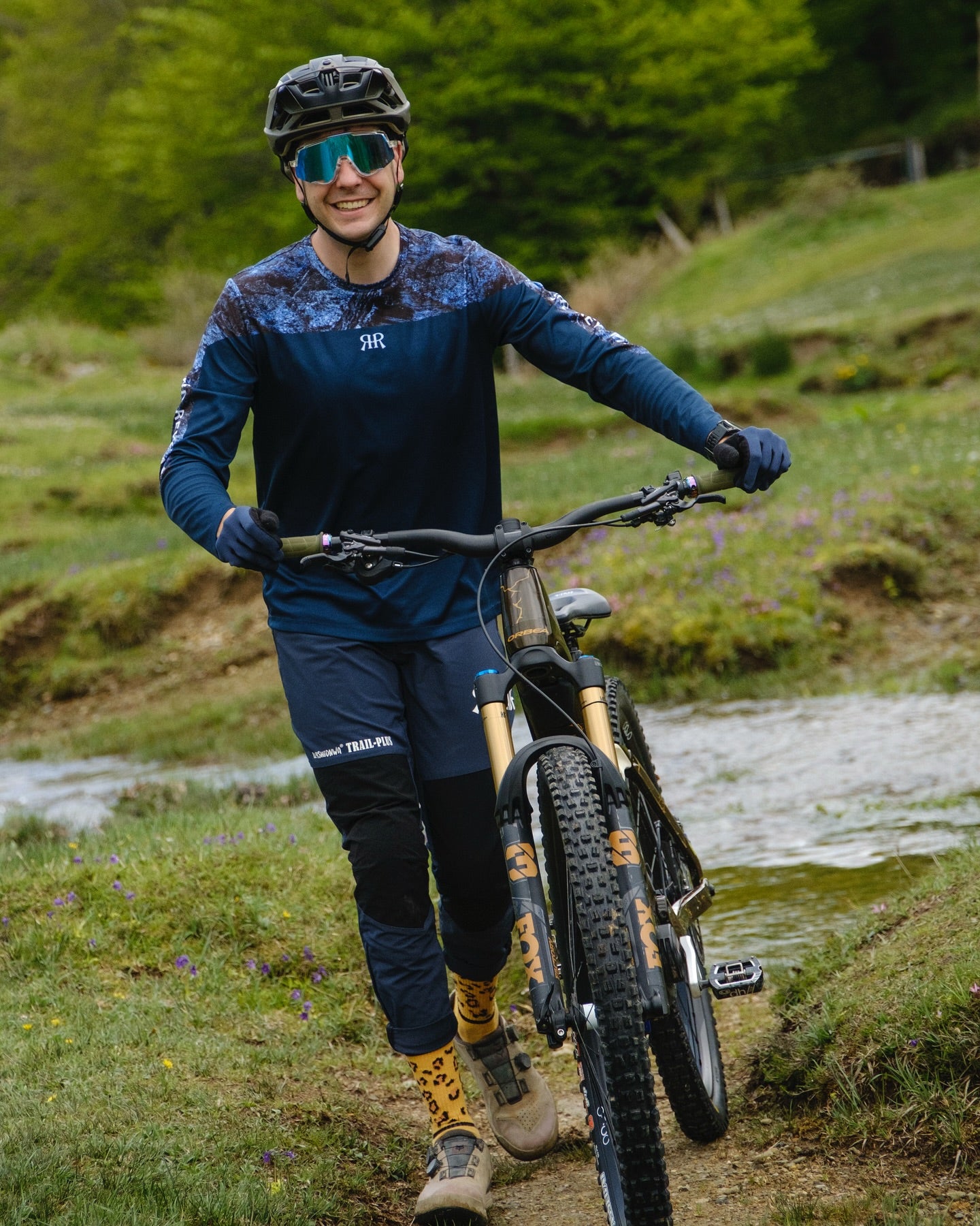 MTB-Downhill-Hose Schwarz